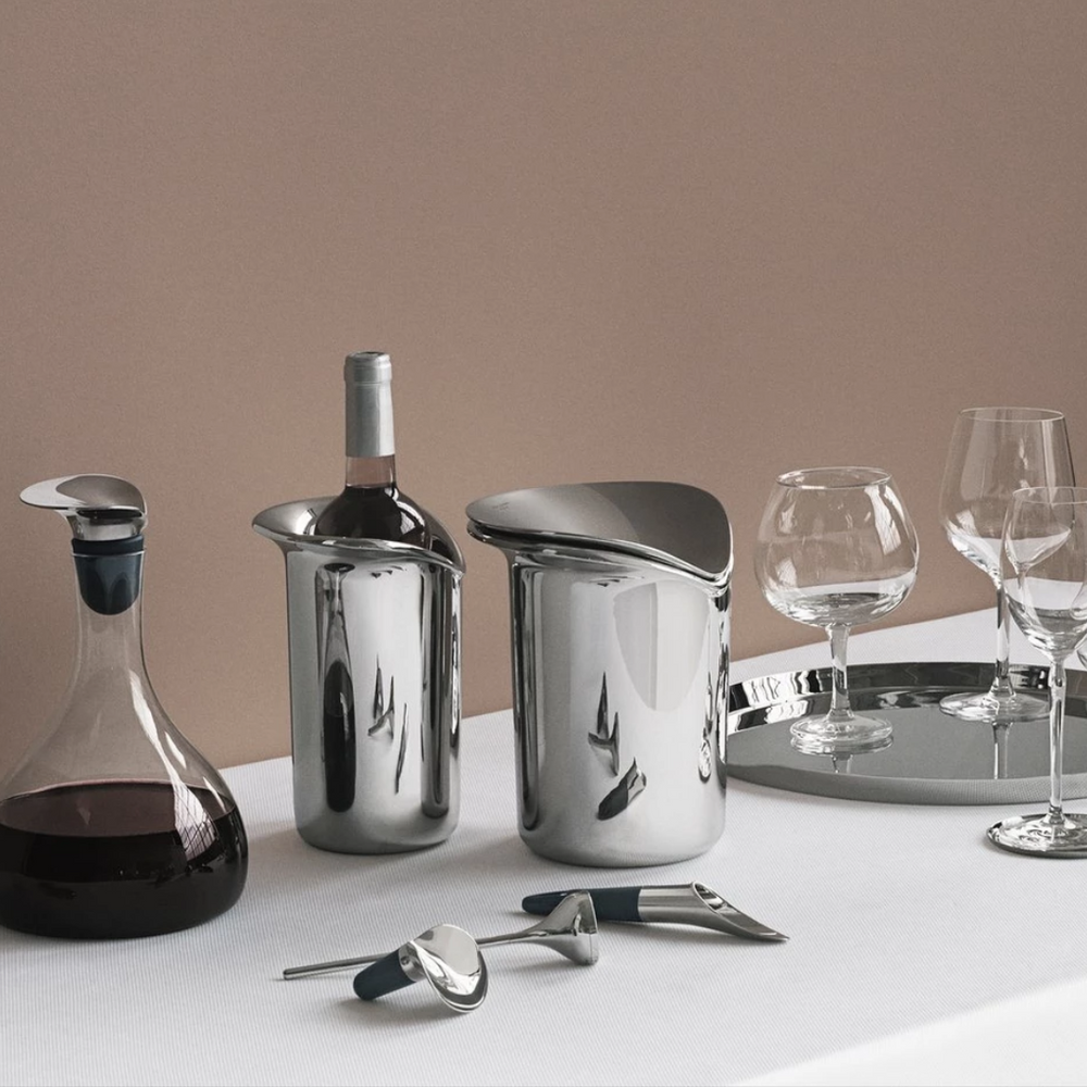 
                  
                    Load image into Gallery viewer, Wine &amp;amp; Bar Ice Bucket incl. Tongs
                  
                